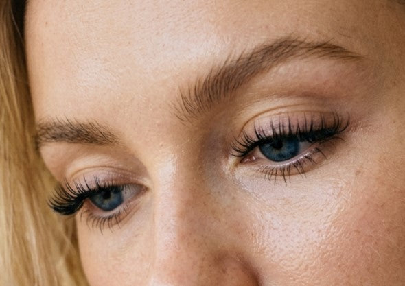Gel nourrissant pour la croissance des cils